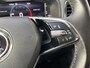 Skoda Karoq 1.0 TSI Ambition / ELEKTR. TREKHAAK/ KEYLESS/ SMARTLINK/ PARK. SENSOREN + CAMERA/ NAVI/ SPRAAKBEDIENING/ CLIMA/ STOEL-STUUR VERWARM.