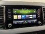 Skoda Karoq 1.0 TSI Ambition / ELEKTR. TREKHAAK/ KEYLESS/ SMARTLINK/ PARK. SENSOREN + CAMERA/ NAVI/ SPRAAKBEDIENING/ CLIMA/ STOEL-STUUR VERWARM.