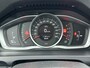 Volvo V60 T3 2.0 Polar+ | 17" | Parkeerverwarming | Stoel/stuurverwarming | Half Leder | Xenon | Navigatie | Parkeersensor Achter | Cruise control | Regensensor