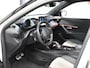 Peugeot e-2008 GT 50kWh 136PK | 1ste eigenaar | 3 FASE | Alcantara/LEER | AppleCarplay/Android Auto | StoelVerwarming | 18"LMV | Dodehoekdetectie | Camera | LED lampen | Keyless | Adaptive Cruise Control | Climate Control | Camera | FULL LED | Two-Tone | Sfeerverlichting | Isofix | Privacy Glass |