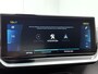 Peugeot e-2008 EV Allure Pack 50 kWh 136pk Automaat | 1ste Eigenaar | Accu SOH 93,9% | Navigatie | Climate Control | Cruise Control | Achteruitrijcamera | LED | 17" Lichtmetalen Velgen | Apple Carplay/Android Auto |