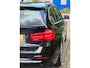 BMW 3-Serie Touring 320i Edition Luxury Line Purity Executive Pano Trekhaak HUD CarPlay NAP Navi Camera GARANTIE inbeg F31 LCI