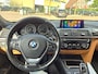 BMW 3-Serie Touring 320i Edition Luxury Line Purity Executive Pano Trekhaak HUD CarPlay NAP Navi Camera GARANTIE inbeg F31 LCI