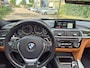 BMW 3-Serie Touring 320i Edition Luxury Line Purity Executive Pano Trekhaak HUD CarPlay NAP Navi Camera GARANTIE inbeg F31 LCI
