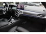 BMW 5-Serie 530e xDrive High Exe. M Sport / Schuifdak / Camera / Head-up / 19'' / CarPlay / Harman Kardon / Leder / Dodehoek / Stoelverwarming4x / ACC