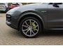 Porsche Cayenne Coupé 3.0 E-Hybrid / Panoramadak / 360Camera / Head-up / Volleder / Keyless / 21'' / Bose / Sportdesign+Chrono / Stuurverwarming / Stoelverwarming4x / Dodehoek / DAB / ACC