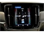 Volvo S90 2.0 T8 AWD 299kW/407pk Aut8 Inscription Exclusive BOWERS&WILKINS + OPEN DAK + ADAPT.CRUISE + 360 CAMERA + EL.TREKHAAK + STOELMASSAGE&-VENTILATIE + STOEL-&STUURVERWARMING + PARKSENSOREN + 20” LM-VELGEN!!