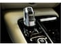 Volvo S90 2.0 T8 AWD 299kW/407pk Aut8 Inscription Exclusive BOWERS&WILKINS + OPEN DAK + ADAPT.CRUISE + 360 CAMERA + EL.TREKHAAK + STOELMASSAGE&-VENTILATIE + STOEL-&STUURVERWARMING + PARKSENSOREN + 20” LM-VELGEN!!