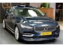 Volvo S90 2.0 T8 AWD 299kW/407pk Aut8 Inscription Exclusive BOWERS&WILKINS + OPEN DAK + ADAPT.CRUISE + 360 CAMERA + EL.TREKHAAK + STOELMASSAGE&-VENTILATIE + STOEL-&STUURVERWARMING + PARKSENSOREN + 20” LM-VELGEN!!
