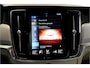Volvo S90 2.0 T8 AWD 299kW/407pk Aut8 Inscription Exclusive BOWERS&WILKINS + OPEN DAK + ADAPT.CRUISE + 360 CAMERA + EL.TREKHAAK + STOELMASSAGE&-VENTILATIE + STOEL-&STUURVERWARMING + PARKSENSOREN + 20” LM-VELGEN!!