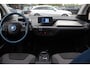 BMW i3 Basis 120Ah 42 kWh / SoH 91.4% Navigatie / 19'' / Parkeerhulp achter / Navigatie / Harman Kardon / Stoelverwarming / Cruise Control / Warmtepomp / Getint glas