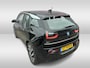 BMW i3 Basis 120Ah 42 kWh / Navigatie / 19'' / Parkeerhulp achter / Navigatie / Harman Kardon / Stoelverwarming / Cruise Control / Warmtepomp / Getint glas