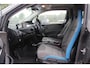 BMW i3 Basis 120Ah 42 kWh / SoH 91.4% Navigatie / 19'' / Parkeerhulp achter / Navigatie / Harman Kardon / Stoelverwarming / Cruise Control / Warmtepomp / Getint glas