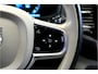 Volvo XC90 2.0 T8 Recharge AWD 287kW/390pk Aut8 Inscription Exclusive 7p LUCHTVERING + PANORAMADAK + PILOT ASSIST + STOELMASSAGE + HARMAN & KARDON + BLIS + STOELVERWARMING&-VENTILATIE + 360 CAMERA + KEYLESS + HEAD-UP + PARKSENSOREN + 21" LM-VELGEN!!