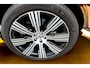Volvo XC90 2.0 T8 Recharge AWD 287kW/390pk Aut8 Inscription Exclusive 7p LUCHTVERING + PANORAMADAK + PILOT ASSIST + STOELMASSAGE + HARMAN & KARDON + BLIS + STOELVERWARMING&-VENTILATIE + 360 CAMERA + KEYLESS + HEAD-UP + PARKSENSOREN + 21" LM-VELGEN!!