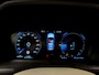 Volvo XC90 2.0 T8 Recharge AWD 287kW/390pk Aut8 Inscription Exclusive 7p LUCHTVERING + PANORAMADAK + PILOT ASSIST + STOELMASSAGE + HARMAN & KARDON + BLIS + STOELVERWARMING&-VENTILATIE + 360 CAMERA + KEYLESS + HEAD-UP + PARKSENSOREN + 21" LM-VELGEN!!