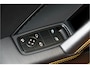 Porsche 911 3.0 Carrera 4 GTS 353kW/480pk Aut8 PCCB + PTS SIGNAL YELLOW + AERO PAKKET + INNODRIVE + PANO + CHRONO + LIFT + BURMESTER + 18-WEG STOELEN + PDLS+ + ACHTERASBESTURING + STOELVENTILATIE + STOEL-&STUURVERWARMING + 360 CAMERA + PARKSENSOREN + 20/21" LM-VELGEN