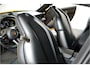 Porsche 911 3.0 Carrera 4 GTS 353kW/480pk Aut8 PCCB + PTS SIGNAL YELLOW + AERO PAKKET + INNODRIVE + PANO + CHRONO + LIFT + BURMESTER + 18-WEG STOELEN + PDLS+ + ACHTERASBESTURING + STOELVENTILATIE + STOEL-&STUURVERWARMING + 360 CAMERA + PARKSENSOREN + 20/21" LM-VELGEN