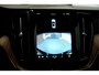 Volvo XC60 B4 155kW/211pk Aut8 MHEV Ultimate Bright PANORAMADAK + HARMAN/KARDON + STUURVERWARMING + BLIS + ADAPT.CRUISE + PILOT ASSIST + STOELVERWARMING&-VENTILATIE + LANE ASSIST + CAMERA + KEYLESS + HEAD-UP + PARKSENSOREN V&A + 20" LM-VELGEN!!