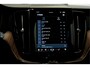 Volvo XC60 B4 155kW/211pk Aut8 MHEV Ultimate Bright PANORAMADAK + HARMAN/KARDON + STUURVERWARMING + BLIS + ADAPT.CRUISE + PILOT ASSIST + STOELVERWARMING&-VENTILATIE + LANE ASSIST + CAMERA + KEYLESS + HEAD-UP + PARKSENSOREN V&A + 20" LM-VELGEN!!