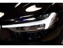 Volvo XC60 B4 155kW/211pk Aut8 MHEV Ultimate Bright PANORAMADAK + HARMAN/KARDON + STUURVERWARMING + BLIS + ADAPT.CRUISE + PILOT ASSIST + STOELVERWARMING&-VENTILATIE + LANE ASSIST + CAMERA + KEYLESS + HEAD-UP + PARKSENSOREN V&A + 20" LM-VELGEN!!