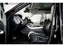 Land Rover Range Rover Sport 5.0 V8 SC SVR 423kW/575pk Aut8 Carbon Edition PANORAMADAK + CARBON IN-&EXTERIEUR + PERFORMANCE STOELEN + MERIDIAN AUDIO + ADAPT.CRUISE + EL.TREKHAAK + CAMERA + STOELVERWARMING&-KOELING + KEYLESS + PARKSENSOREN + 22" LM-VELGEN!!