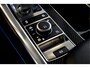 Land Rover Range Rover Sport 5.0 V8 SC SVR 423kW/575pk Aut8 Carbon Edition PANORAMADAK + CARBON IN-&EXTERIEUR + PERFORMANCE STOELEN + MERIDIAN AUDIO + ADAPT.CRUISE + EL.TREKHAAK + CAMERA + STOELVERWARMING&-KOELING + KEYLESS + PARKSENSOREN + 22" LM-VELGEN!!