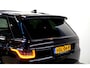 Land Rover Range Rover Sport 5.0 V8 SC SVR 423kW/575pk Aut8 Carbon Edition PANORAMADAK + CARBON IN-&EXTERIEUR + PERFORMANCE STOELEN + MERIDIAN AUDIO + ADAPT.CRUISE + EL.TREKHAAK + CAMERA + STOELVERWARMING&-KOELING + KEYLESS + PARKSENSOREN + 22" LM-VELGEN!!