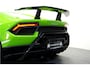 Lamborghini Huracan Lamborghini Huracán 5.2 V10 LP640-4 Performante 471kW/640pk DCT7 CARBON BUCKET SEATS + NAVIGATIE + LIFT + KERAMISCHE REMMEN + CENTRE LOCKS + FORGED CARBON INTERIEUR + ACHTERSPOILER + ALA + ALCANTARA + LED VERLICHTING + CAMERA + 20" LM-VELGEN!!