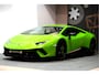 Lamborghini Huracan Lamborghini Huracán 5.2 V10 LP640-4 Performante 471kW/640pk DCT7 CARBON BUCKET SEATS + NAVIGATIE + LIFT + KERAMISCHE REMMEN + CENTRE LOCKS + FORGED CARBON INTERIEUR + ACHTERSPOILER + ALA + ALCANTARA + LED VERLICHTING + CAMERA + 20" LM-VELGEN!!