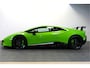 Lamborghini Huracan Lamborghini Huracán 5.2 V10 LP640-4 Performante 471kW/640pk DCT7 CARBON BUCKET SEATS + NAVIGATIE + LIFT + KERAMISCHE REMMEN + CENTRE LOCKS + FORGED CARBON INTERIEUR + ACHTERSPOILER + ALA + ALCANTARA + LED VERLICHTING + CAMERA + 20" LM-VELGEN!!