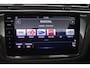 Volkswagen Tiguan 1.4 TSI Highline 7p EL trekt+aKlep Virtual Head-Up Camera Pano Discpro navi