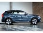 Volvo XC60 T6 Plug-in hybrid AWD Plus Dark | Harman/Kardon Audiosysteem | Trekhaak Semi-Elektrisch | Panoramisch Schuif-/Kantel-dak | Elektrisch Bedienbare Voorstoelen met Geheugenfunctie | Adaptieve Cruise Control | Pilot Assist | Blind Spot| "Fish-Eye" 360 Graden Camera | Pre-Conditionering | Stoel- en Stuurwiel-verwarming | Alarmklasse 3 |