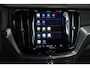 Volvo XC60 T6 Plug-in hybrid AWD Plus Dark | Harman/Kardon Audiosysteem | Trekhaak Semi-Elektrisch | Panoramisch Schuif-/Kantel-dak | Elektrisch Bedienbare Voorstoelen met Geheugenfunctie | Adaptieve Cruise Control | Pilot Assist | Blind Spot| "Fish-Eye" 360 Graden Camera | Pre-Conditionering | Stoel- en Stuurwiel-verwarming | Alarmklasse 3 |