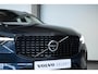 Volvo XC60 T6 Plug-in hybrid AWD Plus Dark | Harman/Kardon Audiosysteem | Trekhaak Semi-Elektrisch | Panoramisch Schuif-/Kantel-dak | Elektrisch Bedienbare Voorstoelen met Geheugenfunctie | Adaptieve Cruise Control | Pilot Assist | Blind Spot| "Fish-Eye" 360 Graden Camera | Pre-Conditionering | Stoel- en Stuurwiel-verwarming | Alarmklasse 3 |