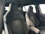Volkswagen Golf 1.5 eTSI 150pk DSG R-Line Edition | Matrix-LED | Dodehoeksensoren | Stoelverwarming