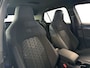 Volkswagen Golf 1.5 eTSI 150pk DSG R-Line Edition | Matrix-LED | Dodehoeksensoren | Stoelverwarming