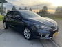 Renault Megane 1.3 TCe Limited / Dealer onderhouden / Apple Carplay - Android Auto / Keyless / Climate / 16'' LMV /