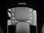 Mercedes-Benz A-klasse 180 Luxury Line | Getint glas | Premium pack | Stoelverwarming | Apple Carplay |