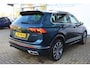 Volkswagen Tiguan 1.4 TSI eHybrid R-Line Business+ | Incl. 12 maanden Garantie | Panorama dak | Memory stand stoelen | Trekhaak wegklapbaar | Stoel & Stuurverwarming | 360* Camera | Climate controle | Adaptive cruise | Elektrische kofferbakklep | Dodehoek detectie | IQ. Lights | Keyless entry/start | Lederen bekleding | Virtual cockpit | Draadloze telefoonlader |