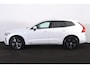 Volvo XC60 T6 Recharge AWD Core Bright - Panorama/schuifdak - IntelliSafe Assist - Harman/Kardon audio - Adaptieve LED koplampen - Parkeercamera achter - Verwarmde voorstoelen & stuur - Parkeersensoren voor & achter - Draadloze tel. lader - Extra getint glas - Elektr. inklapbare trekhaak - 18' LMV