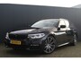 BMW 5-Serie Touring 530i High Executive M-sport | Incl. 12 maanden garantie | Panoramadak | Dodehoek detectie | Geheugenstoelen |  Parkeercamera | Standkachel | Head-up display | Elektrisch uitklapbare trekhaak | Stoelverwarming | Draadloze telefoonlader | Luxe lederen bekleding |