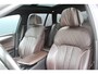 BMW 5-Serie Touring 530i High Executive M-sport | Incl. 12 maanden garantie | Panoramadak | Dodehoek detectie | Geheugenstoelen |  Parkeercamera | Standkachel | Head-up display | Elektrisch uitklapbare trekhaak | Stoelverwarming | Draadloze telefoonlader | Luxe lederen bekleding |