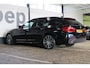 BMW 5-Serie Touring 530i High Executive M-sport | Incl. 12 maanden garantie | 100% onderhouden | Memory-seats | Parkeercamera | Standkachel | Head-up display | Elektrisch uitklapbare trekhaak | Stoelverwarming | Climate control |