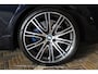 BMW 5-Serie Touring 530i High Executive M-sport | Incl. 12 maanden garantie | 100% onderhouden | Memory-seats | Parkeercamera | Standkachel | Head-up display | Elektrisch uitklapbare trekhaak | Stoelverwarming | Climate control |