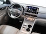 Hyundai Kona Electric EV Fashion 64 kWh | SOH 95% | Warmtepomp | Parkeercamera | Krell Audio | Cruise Control Adaptief | Parkeercamera |