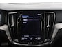 Volvo V60 2.0 B5 R-Design | Panoramadak | Harman/Kardon | Ele.verstelbare stoelen + geheugen | Navigatie | Trekhaak | HUD | Camera | Stoel/Stuurverwarming | Apple CarPlay/Android Auto | Adaptieve Cruise Control | Ele. kofferdeksel |