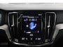 Volvo V60 2.0 B5 R-Design | Panoramadak | Harman/Kardon | Ele.verstelbare stoelen + geheugen | Navigatie | Trekhaak | HUD | Camera | Stoel/Stuurverwarming | Apple CarPlay/Android Auto | Adaptieve Cruise Control | Ele. kofferdeksel |
