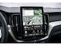 Volvo XC60 2.0 T6 Plug-in hybrid AWD Essential | Adaptieve Cruise Control | BLIS Dodehoek Detectie | Stoel + Stuurverwarming | 18 Inch Velgen | Parkeercamera | Parkeersensoren voor + achter |