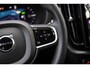 Volvo XC60 2.0 T6 Plug-in hybrid AWD Essential | Adaptieve Cruise Control | BLIS Dodehoek Detectie | Stoel + Stuurverwarming | 18 Inch Velgen | Parkeercamera | Parkeersensoren voor + achter |